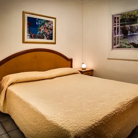 Easyrooms Dell'angelo Λοκάρνο