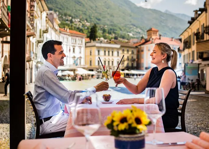 伊思鲁姆斯德尔安杰罗酒店 *