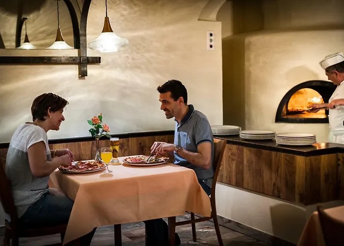 伊思鲁姆斯德尔安杰罗酒店 洛迦诺