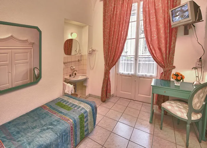 伊思鲁姆斯德尔安杰罗酒店 洛迦诺