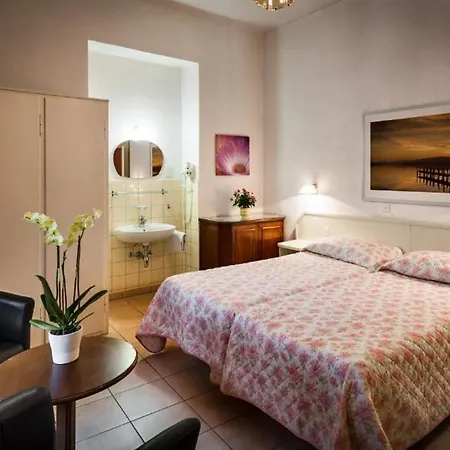 Hostel Easyrooms Dell'angelo Locarno
