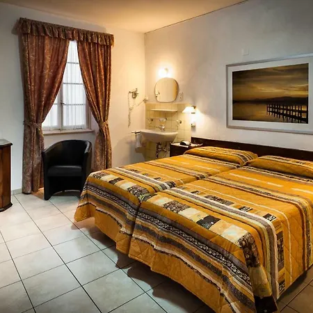 Hostal Easyrooms Dell'angelo Locarno